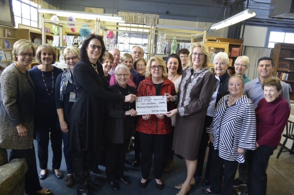 Huntington Senior Care Network Receives $200,000 from Huntington Collection