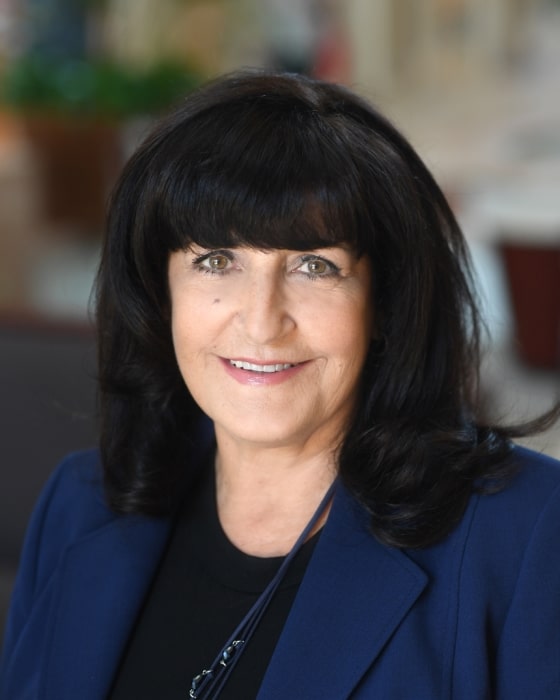 Gail Cinexi headshot