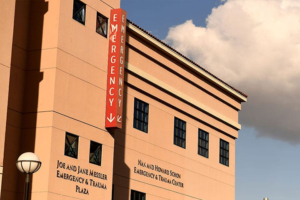 Emergency room outside sign