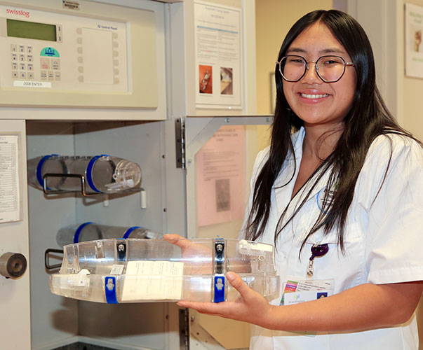 Huntington Hospital volunteer