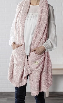 pink long fuzzy shawl with pockets