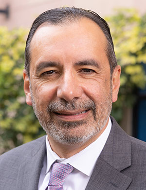 headshot: Raj Takhar