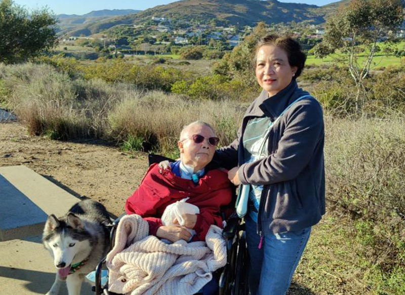 Patient story: Manling Wu and her daughter and husky dog
