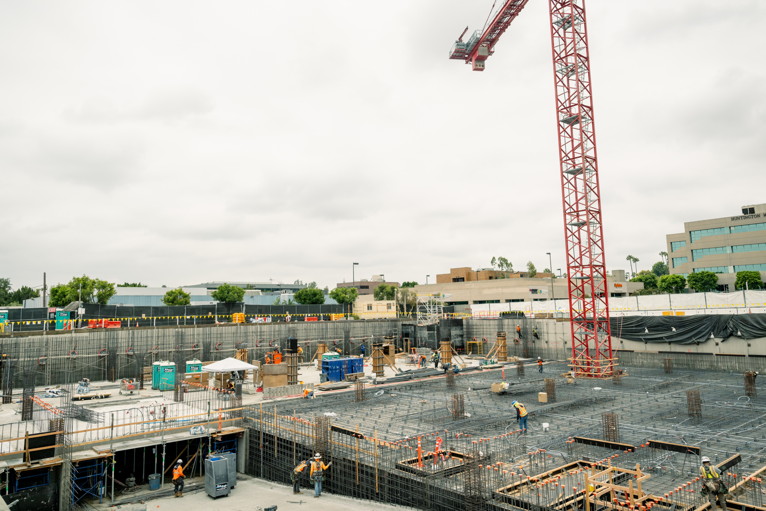 Terri and Jerry Kohl Medical Pavilion project receives Golden Gate safety award