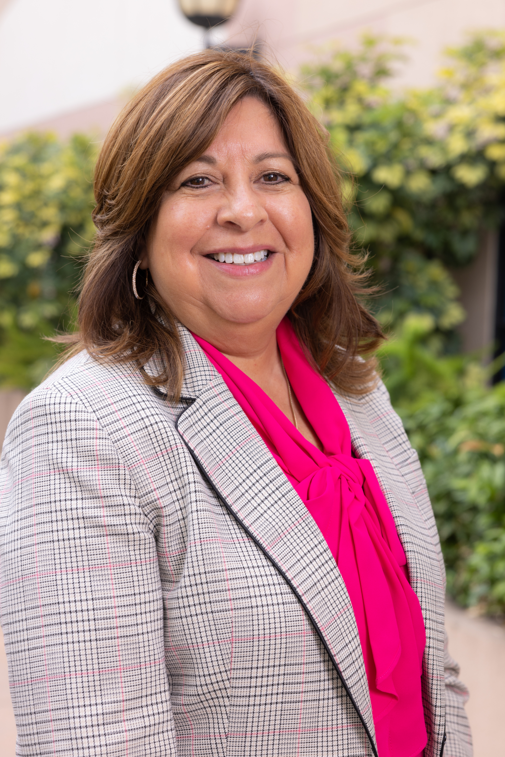 Debbie Ortega headshot