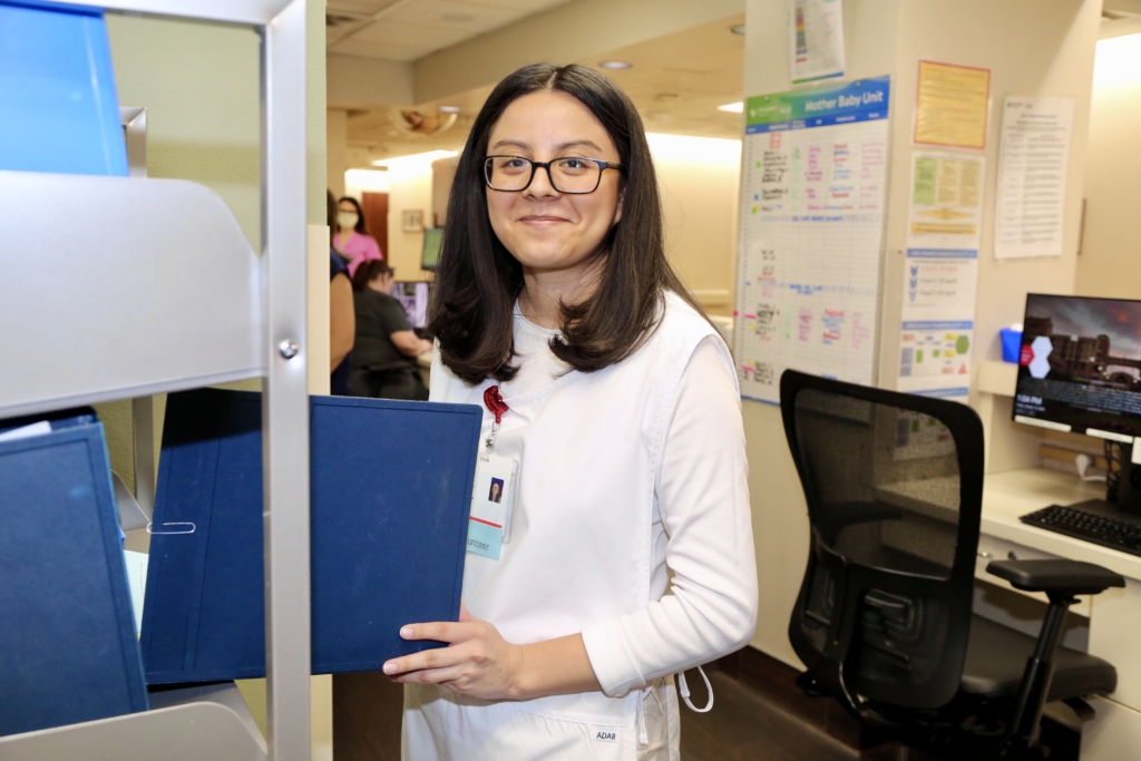 Nursing Station Volunteer